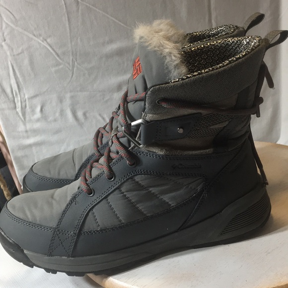 Columbia boot womens gray winter hiker size 9 1/2. - Picture 3 of 10